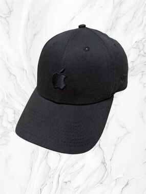 New Era Apple Black Logo Curved-Brim Baseball Cap one size fits most